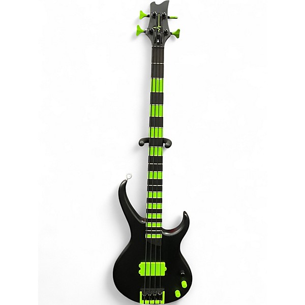 Used Kramer D-1 Black Electric Bass Guitar