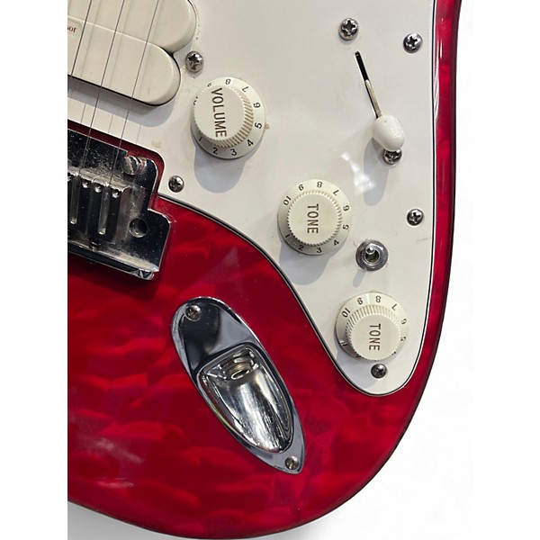 Vintage 1993 Fender Custom Deluxe Stratocaster Candy Apple Red Solid Body Electric Guitar