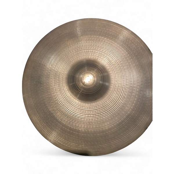 Used Zildjian 18in avedis Cymbal