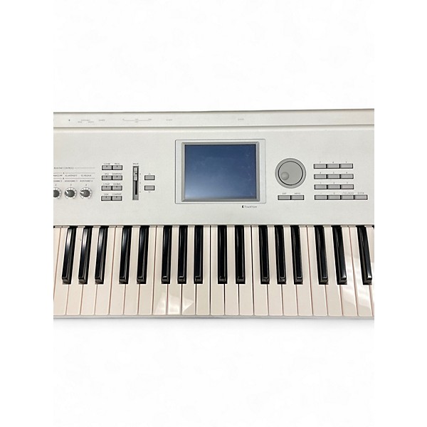 Used KORG Triton Classic 61 Key Keyboard Workstation