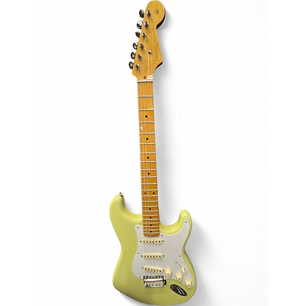 Used 2015 Fender Classic Series '50s Stratocaster Lacquer Apple Green Solid Body Electric Guitar