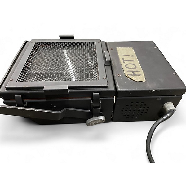 Used Zc&r BLACKFLOOD Light