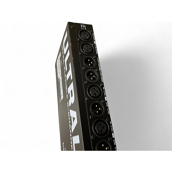 Used Behringer MX882 Unpowered Mixer