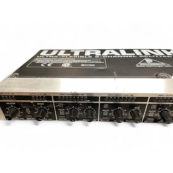 Used Behringer MX882 Unpowered Mixer