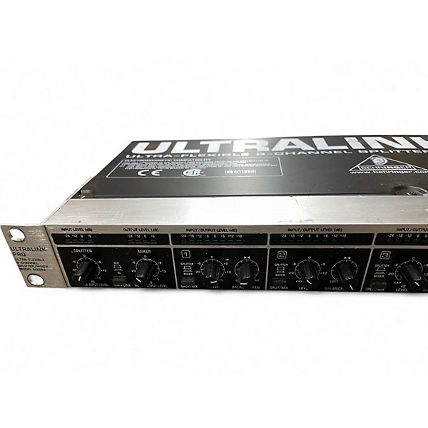 Used Behringer MX882 Unpowered Mixer