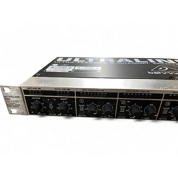 Used Behringer MX882 Unpowered Mixer