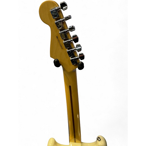 Used Fender AMERICAN STANDARD STRATOCASTER WITH MODDED BRASS NUT White Solid Body Electric Guitar