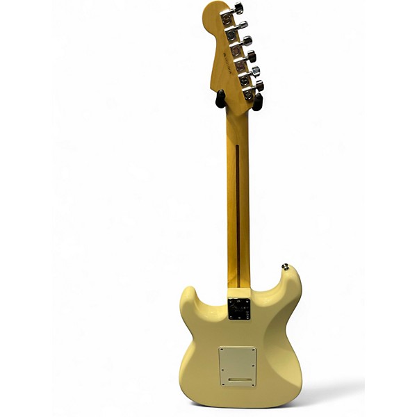 Used Fender AMERICAN STANDARD STRATOCASTER WITH MODDED BRASS NUT White Solid Body Electric Guitar