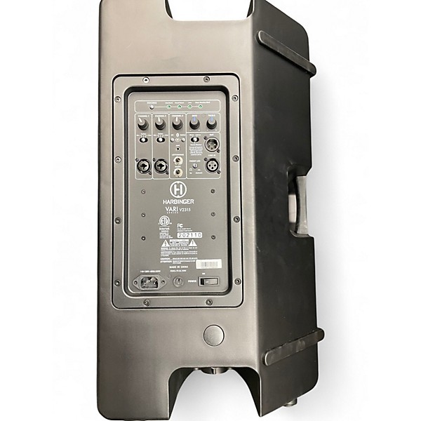 Used Harbinger VARI V2315 Powered Speaker