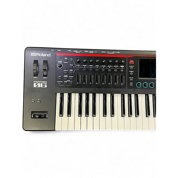 Used Roland Fantom 06 Keyboard Workstation