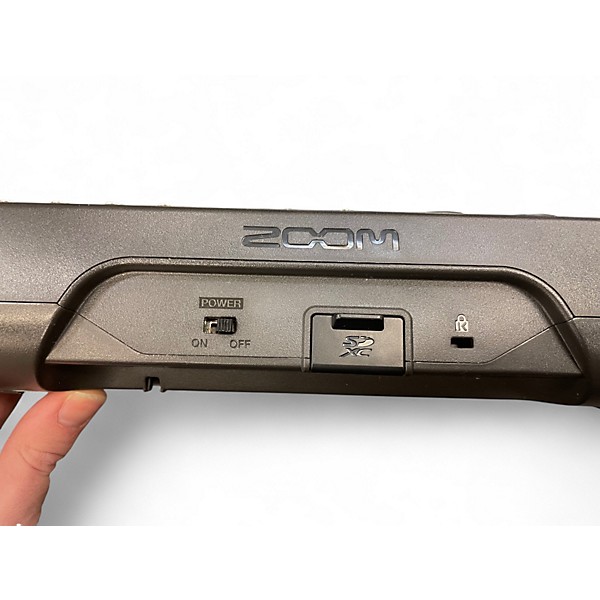 Used Zoom LiveTRAK L-8 Unpowered Mixer