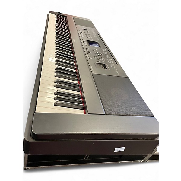 Used Yamaha DGX660 Portable Keyboard