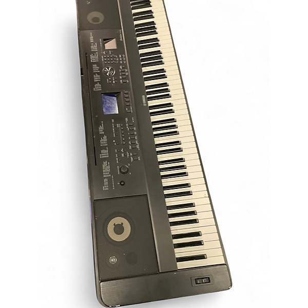 Used Yamaha DGX660 Portable Keyboard