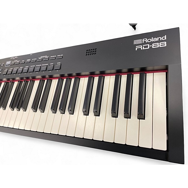 Used Roland RD88 Keyboard Workstation