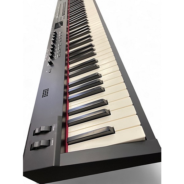 Used Roland RD88 Keyboard Workstation