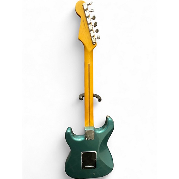 Used Fender American Professional Classic Stratocaster HSS Rosewood Sherwood Green Metallic Solid Body Electric Guitar