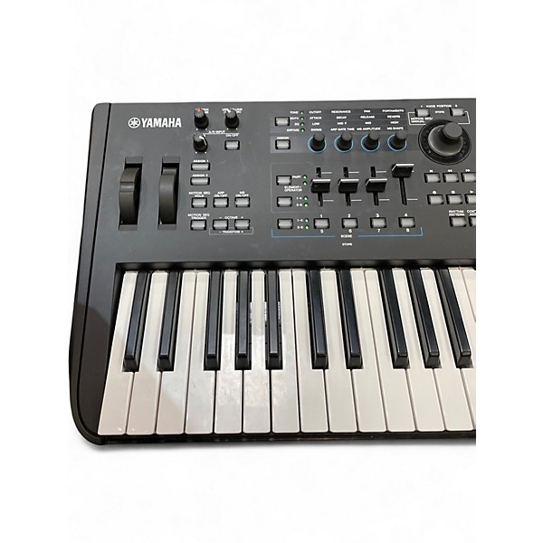 Used Yamaha modx6+ Synthesizer