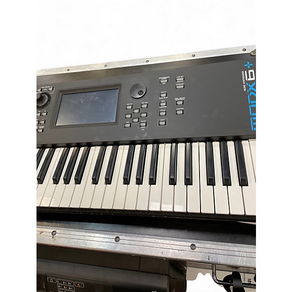 Used Yamaha modx6+ Synthesizer