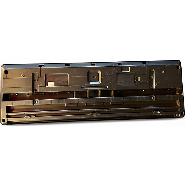 Used Yamaha PSREW300 76 Key Portable Keyboard