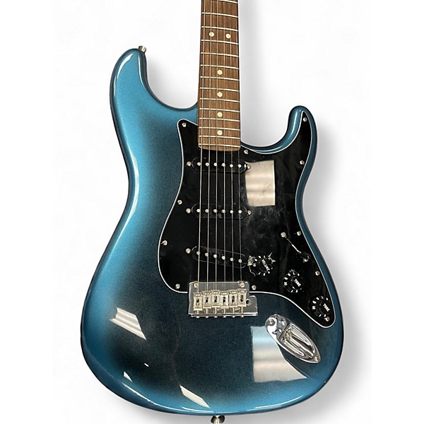 Used 2021 Fender American Professional II Stratocaster dark night Solid Body Electric Guitar