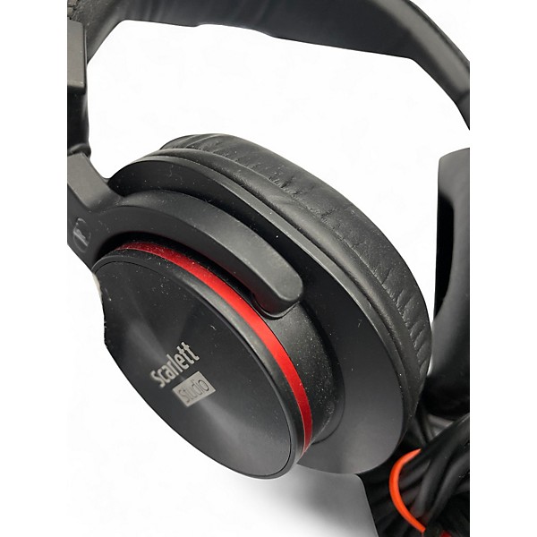 Used Focusrite Scarlett 2i2 Gen 3 Audio Interface