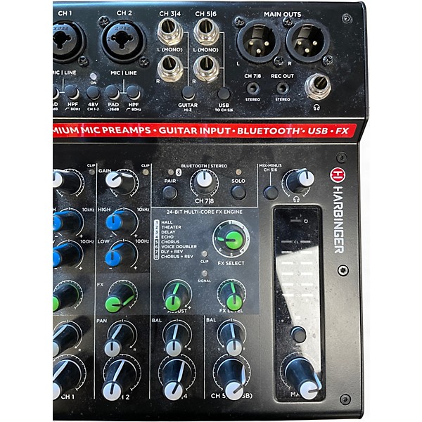 Used Harbinger LX8 Powered Mixer