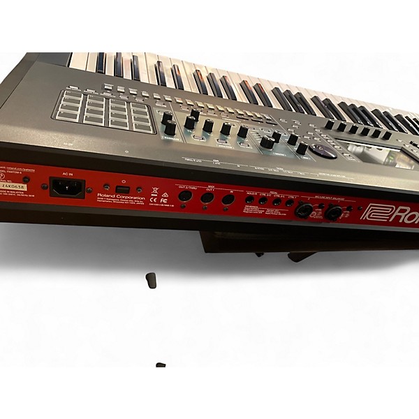 Used Roland Fantom 6 Keyboard Workstation