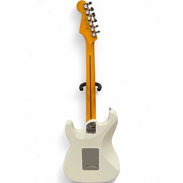 Used Fender AMERICAN ULTRA II STRATOCASTER AVALANCHE Solid Body Electric Guitar