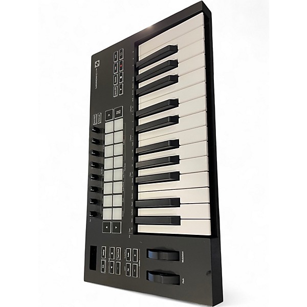 Used Novation Launchkey 25 Key MIDI Controller