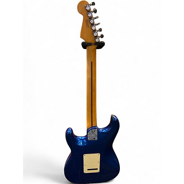 Used Fender American Ultra Stratocaster Lake Placid Blue Solid Body Electric Guitar