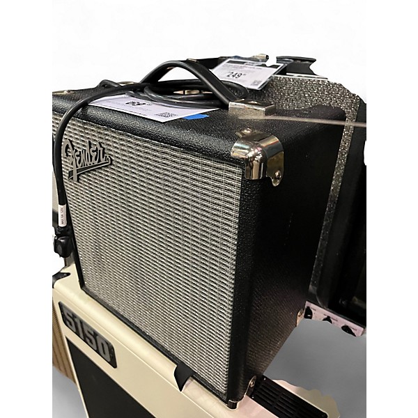 Used Fender Rumble 15 15W 1X8 Bass Combo Amp