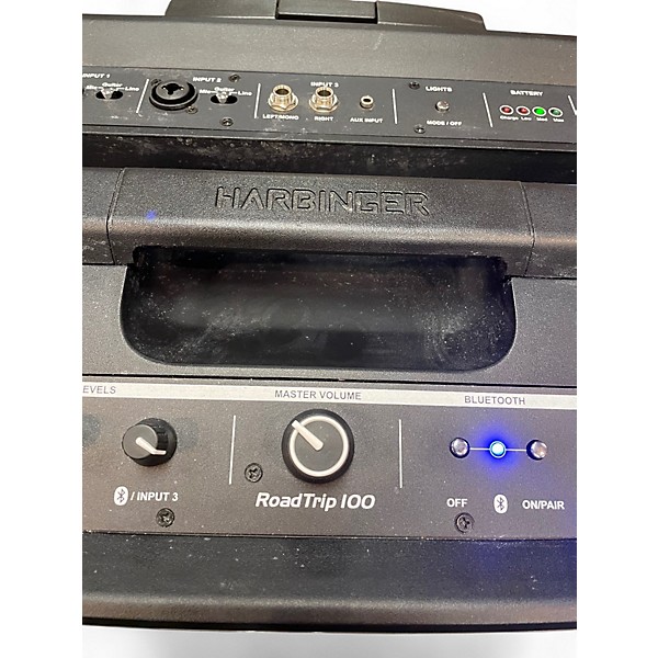 Used Harbinger RT100 Powered Speaker