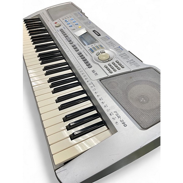 Used 2003 Yamaha psr-290 Keyboard Workstation