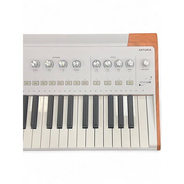 Used Arturia ASTROLAB 61 Stage Piano