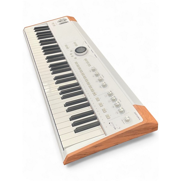 Used Arturia ASTROLAB 61 Stage Piano