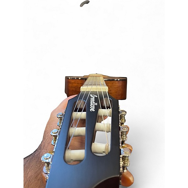 Used Breedlove Discovery Dreanought Cutaway NYLON Natural Classical Acoustic Electric Guitar