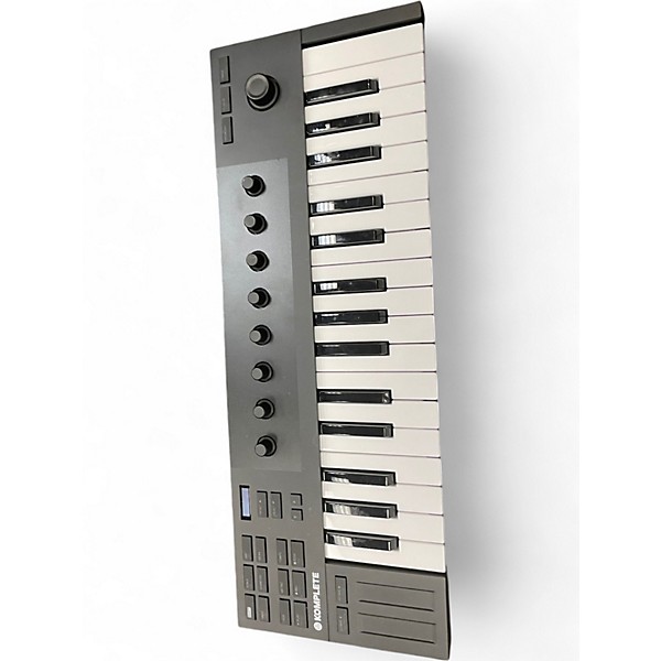 Used Native Instruments KOMPLETE KONTROL M32 MIDI Interface