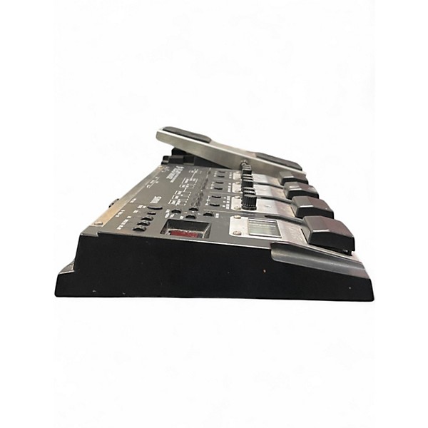 Used Zoom GFX-4 Effect Processor