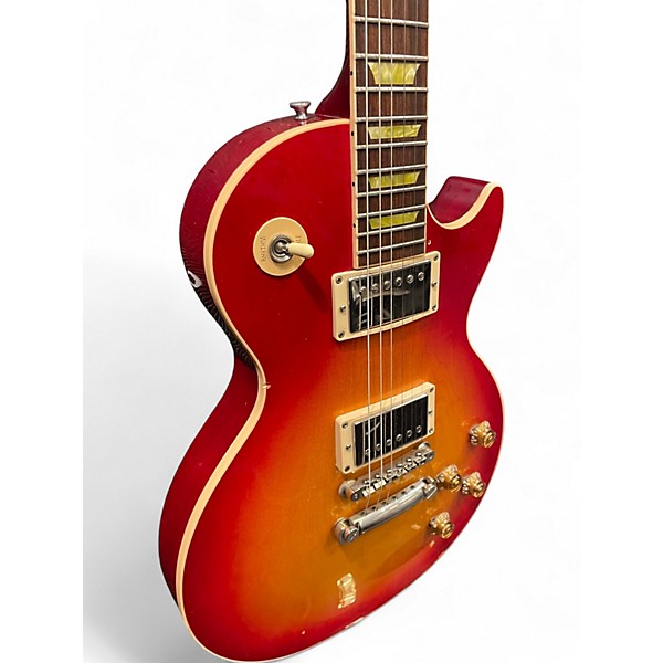 Used Gibson 2001 Les Paul Classic Cherry Sunburst Solid Body Electric Guitar