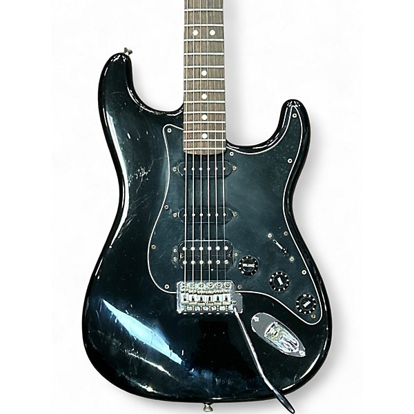 Used 2009 Fender Highway One Stratocaster Black Solid Body Electric Guitar