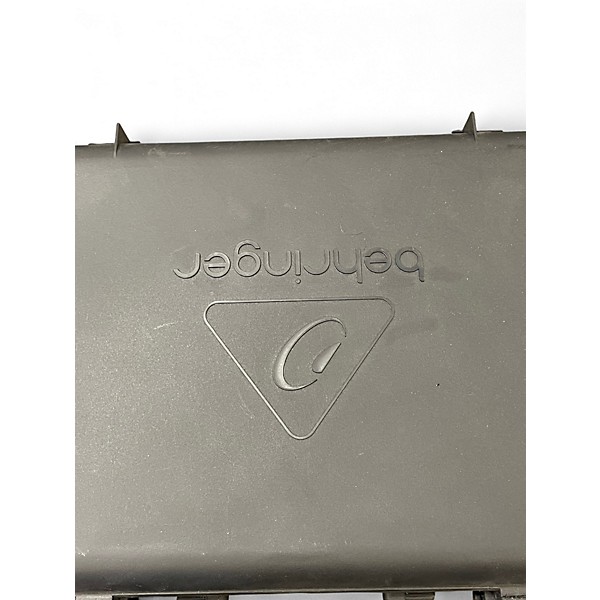 Used Behringer Ultravoice xm1800s Dynamic Microphone