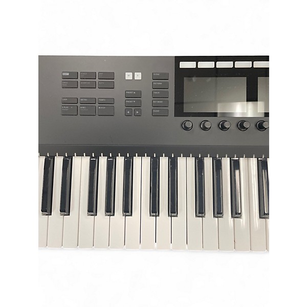 Used Native Instruments Komplete Kontrol S49 MIDI Controller