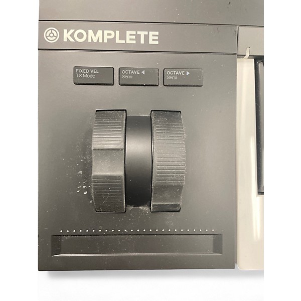 Used Native Instruments Komplete Kontrol S49 MIDI Controller