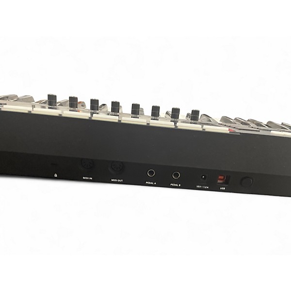 Used Native Instruments Komplete Kontrol S49 MIDI Controller