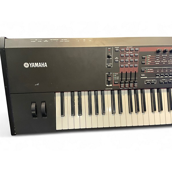 Used Yamaha S90XS 88 Key Synthesizer
