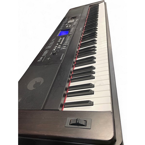 Used Yamaha DGX650 88 Key Portable Keyboard