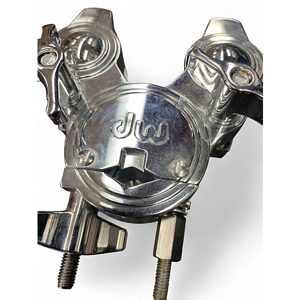 Used DW 3900 DOUBLE TOM STAND Percussion Stand