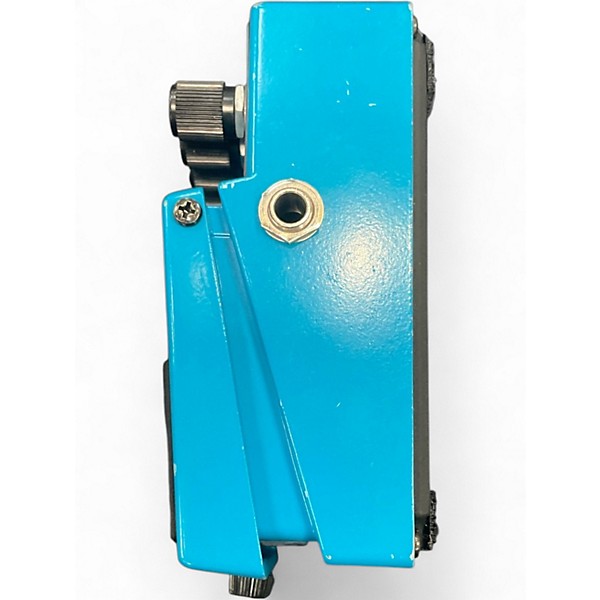 Used BOSS Vibrato VB-2 Effect Pedal