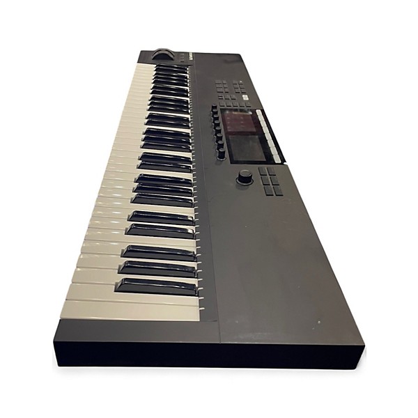 Used Native Instruments Komplete Kontrol S61 MIDI Controller