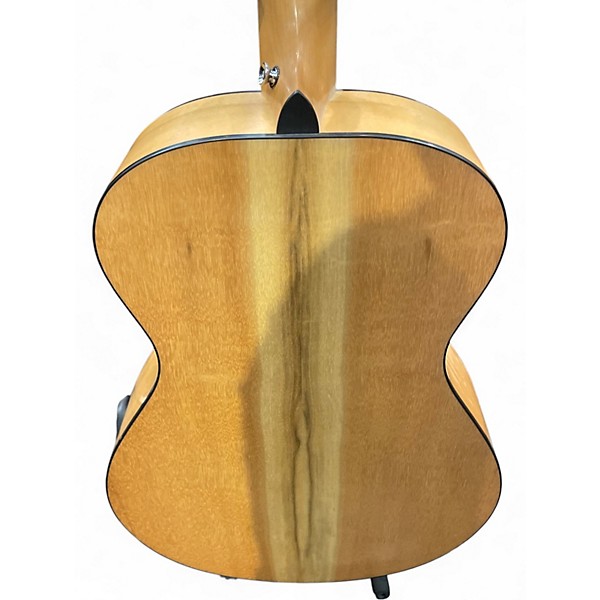 Used Breedlove Oregon Concert Natural Acoustic Electric Guitar